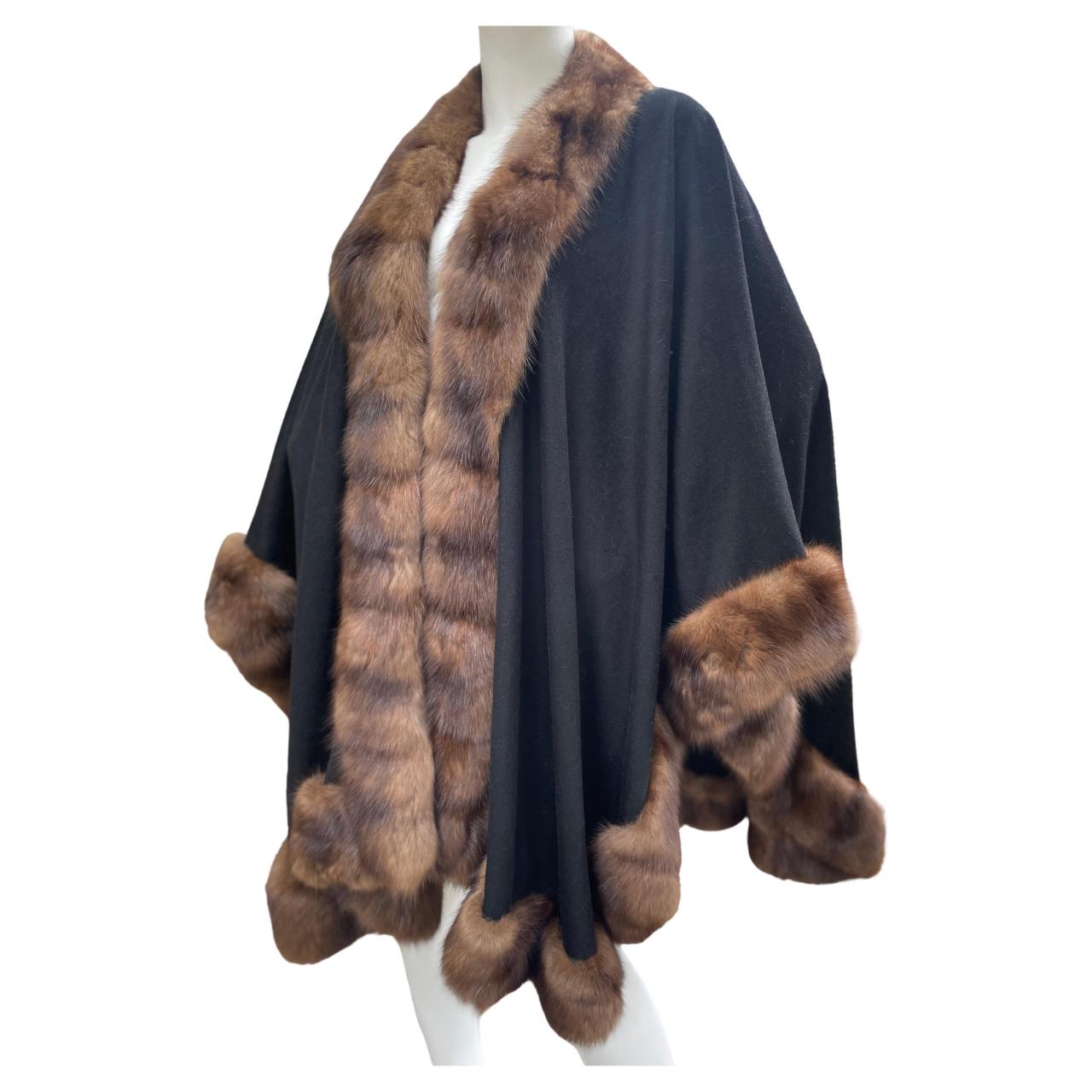 Loro Piana cashmere throws for luxury comfort